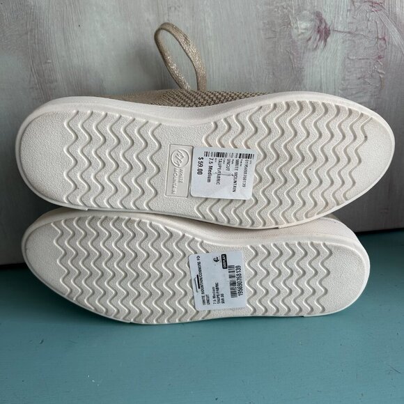 NWT White Mountain Uncut Slip On Sneakers Taupe Fabric Mid Top Size 7.5 Comfort - Picture 9 of 13